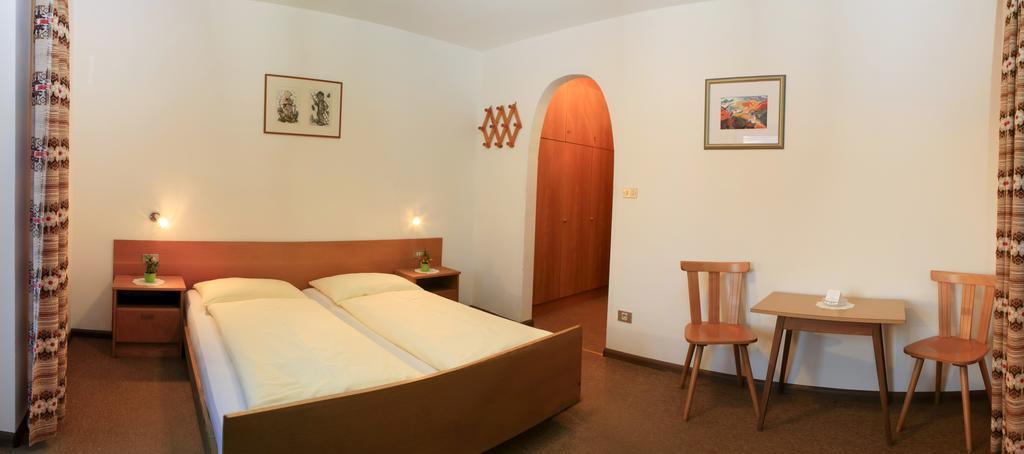 Pension Rastnerhof Luson Buitenkant foto