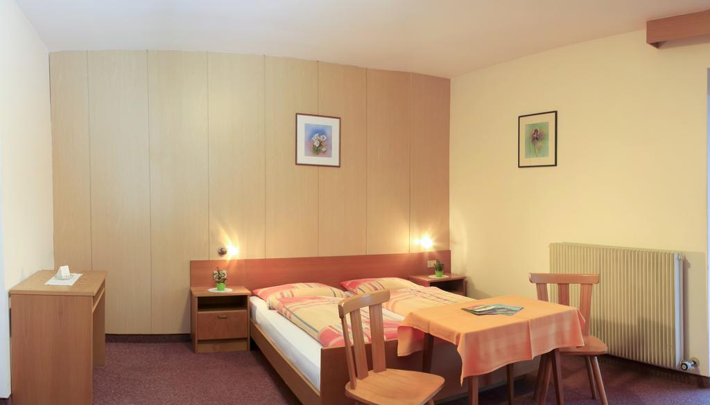 Pension Rastnerhof Luson Buitenkant foto